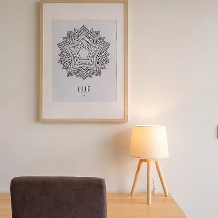 One Bedroom At The Foot Of The Stations Apartment *